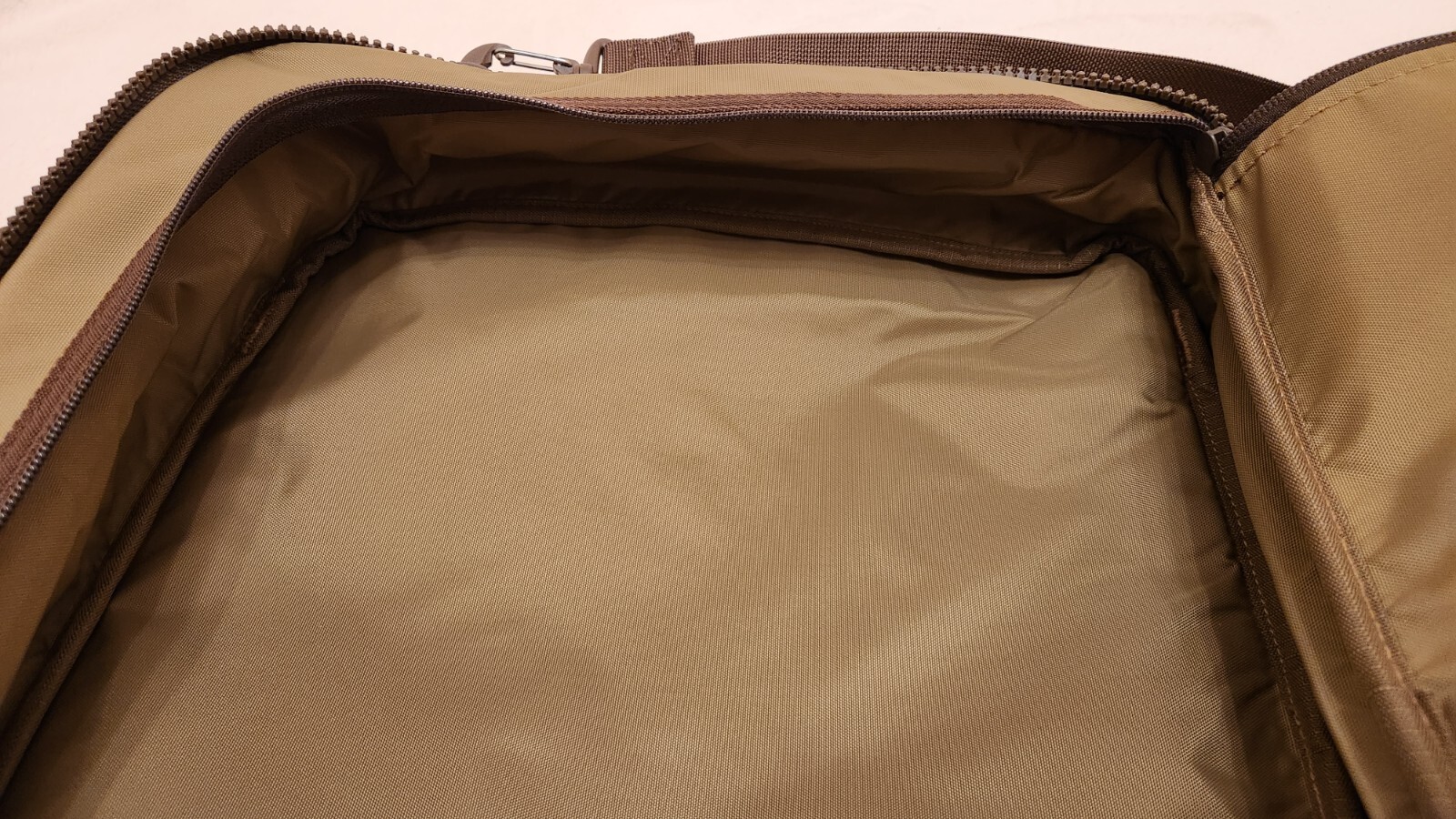 Filson Ripstop Nylon Pullman 20115932 Field Tan Duffle Briefcase Backpack CC