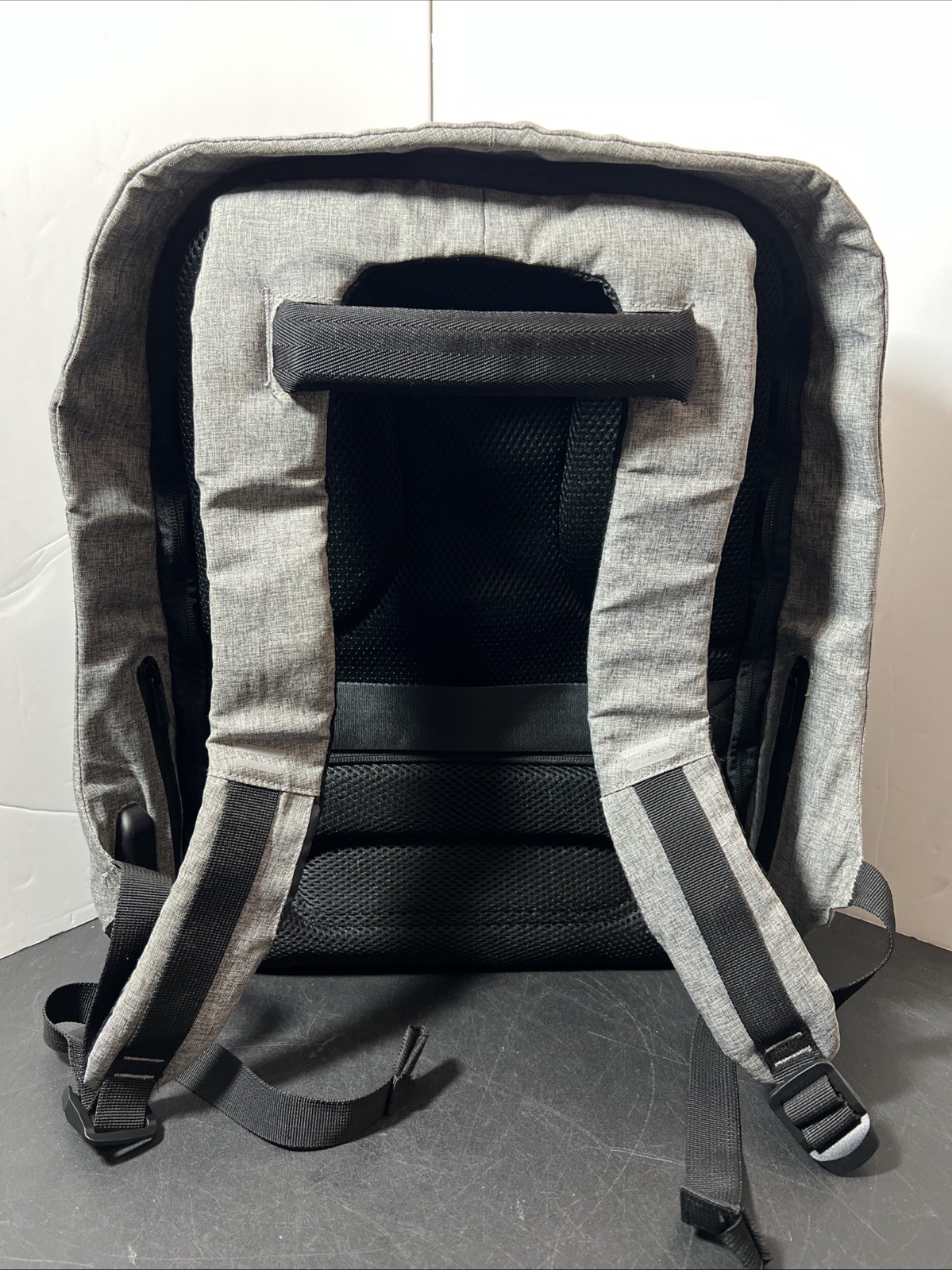 XD Design Backpack Laptop Bobby Compact Anti-Theft USB Gray Black Unisex Bag