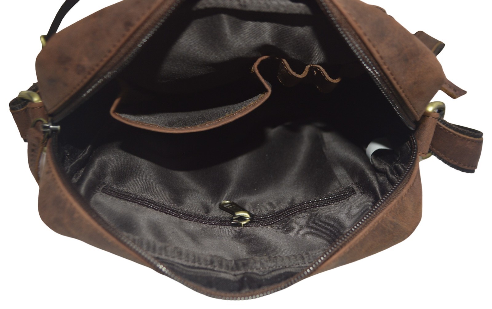 Quality Full Grain Hunter Leather Shoulder / Crossbody Bag. Style:51018