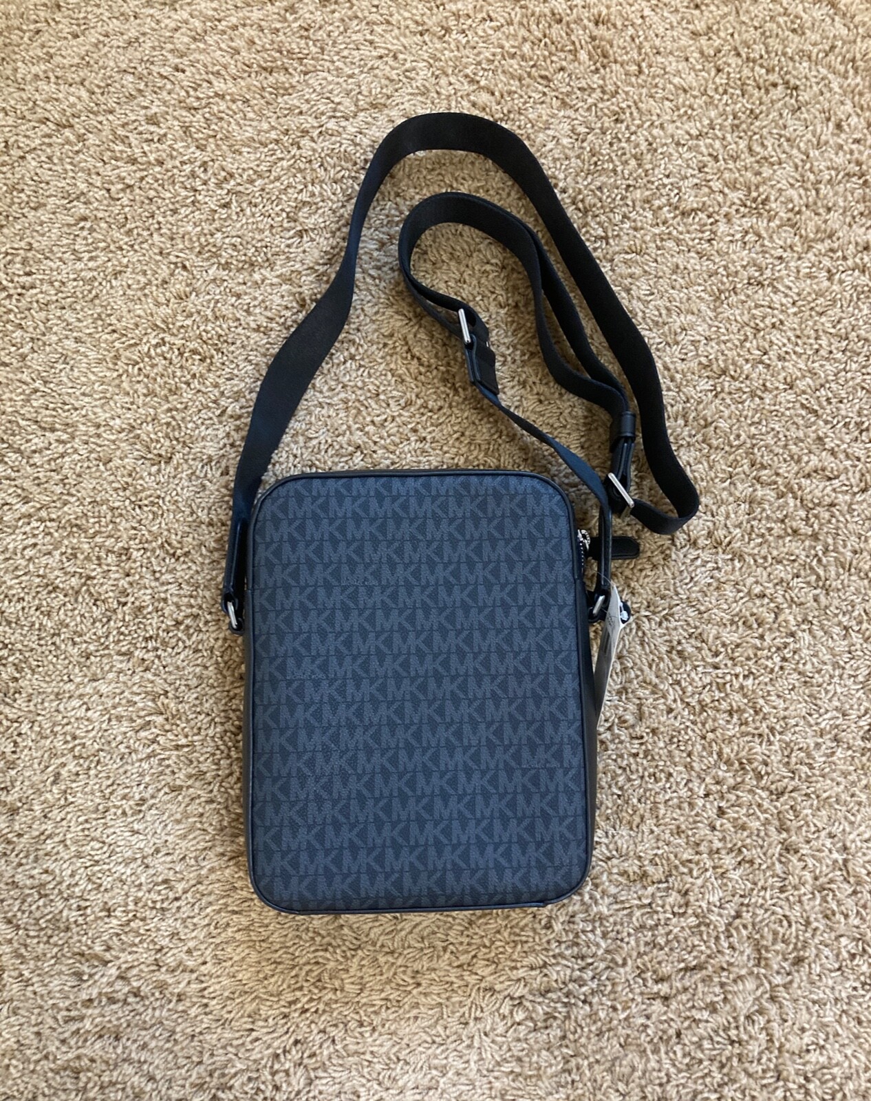 Michael Kors Henry Signature Logo Flight Crossbody Messenger Bag 33F9LHYC6U