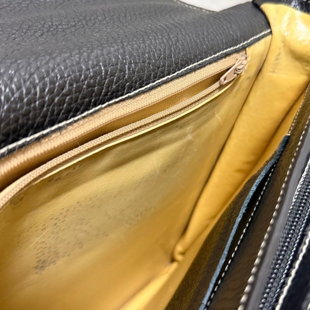 Authentic Bally Leather Business Briefcase 41cm Gold Hardware Damaged Interior