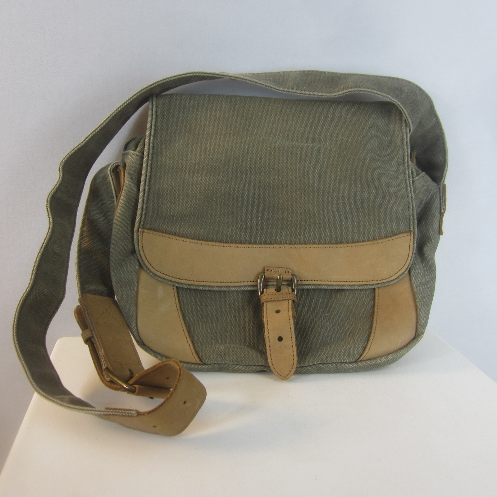 LL Bean Leather Canvas Crossbody Messenger Bag Olive Green Flap Field Shoulder