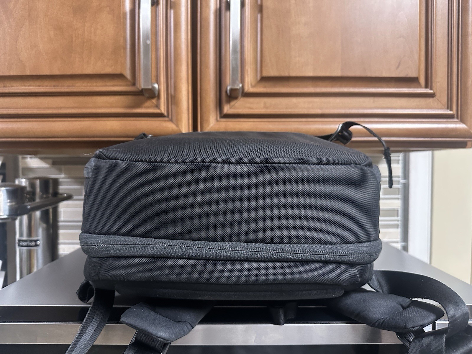 Nomatic Navigator Pack 15L, Fair Condition, Expands to 21L, Laptop Sleeve, RFID