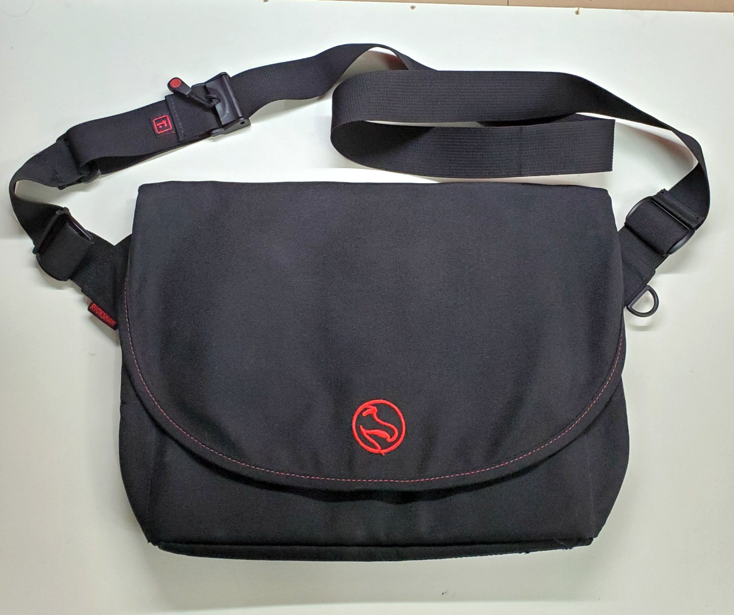 Rickshaw DODOcase Messenger Bag Black Red Nylon SF Made USA Crossbody Tech