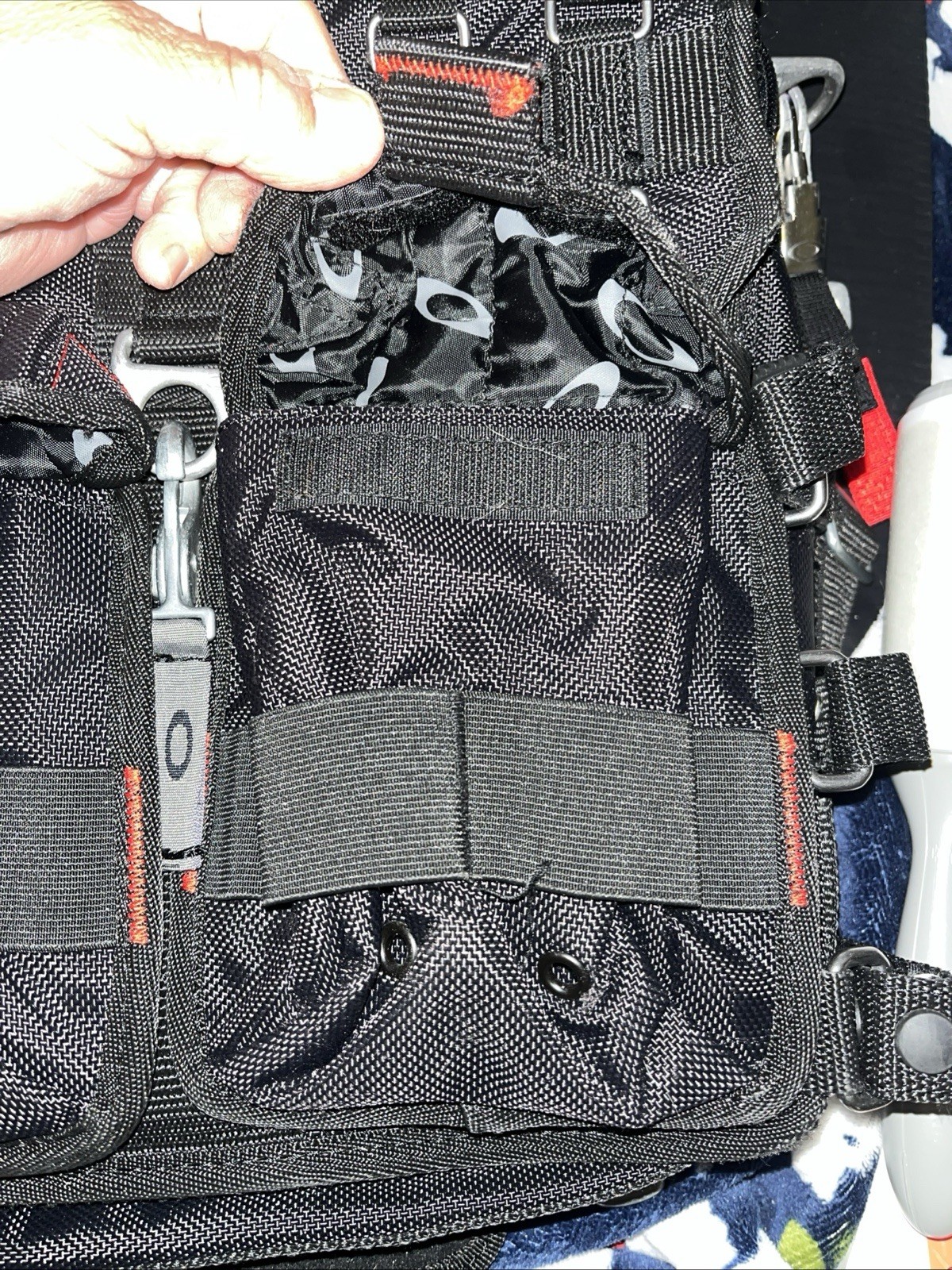 RARE OAKLEY AP MESSENGER BAG “DEXTER” TV Tactical Field Gear Range Excellent!