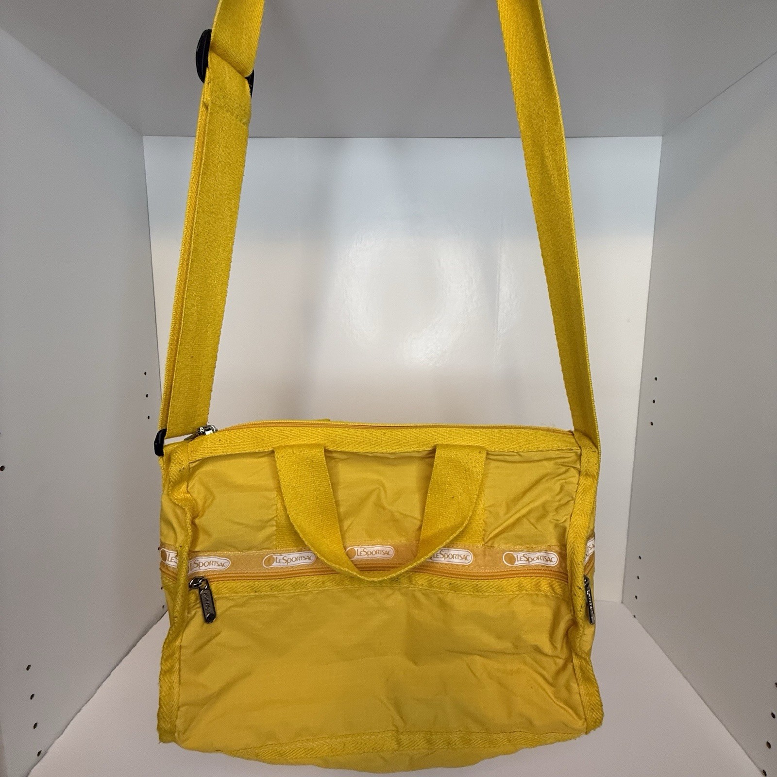 LeSportsac Adjustable Strap Carry On Crossbody Bag Yellow USA Vtg 80s 13”x10”x5”