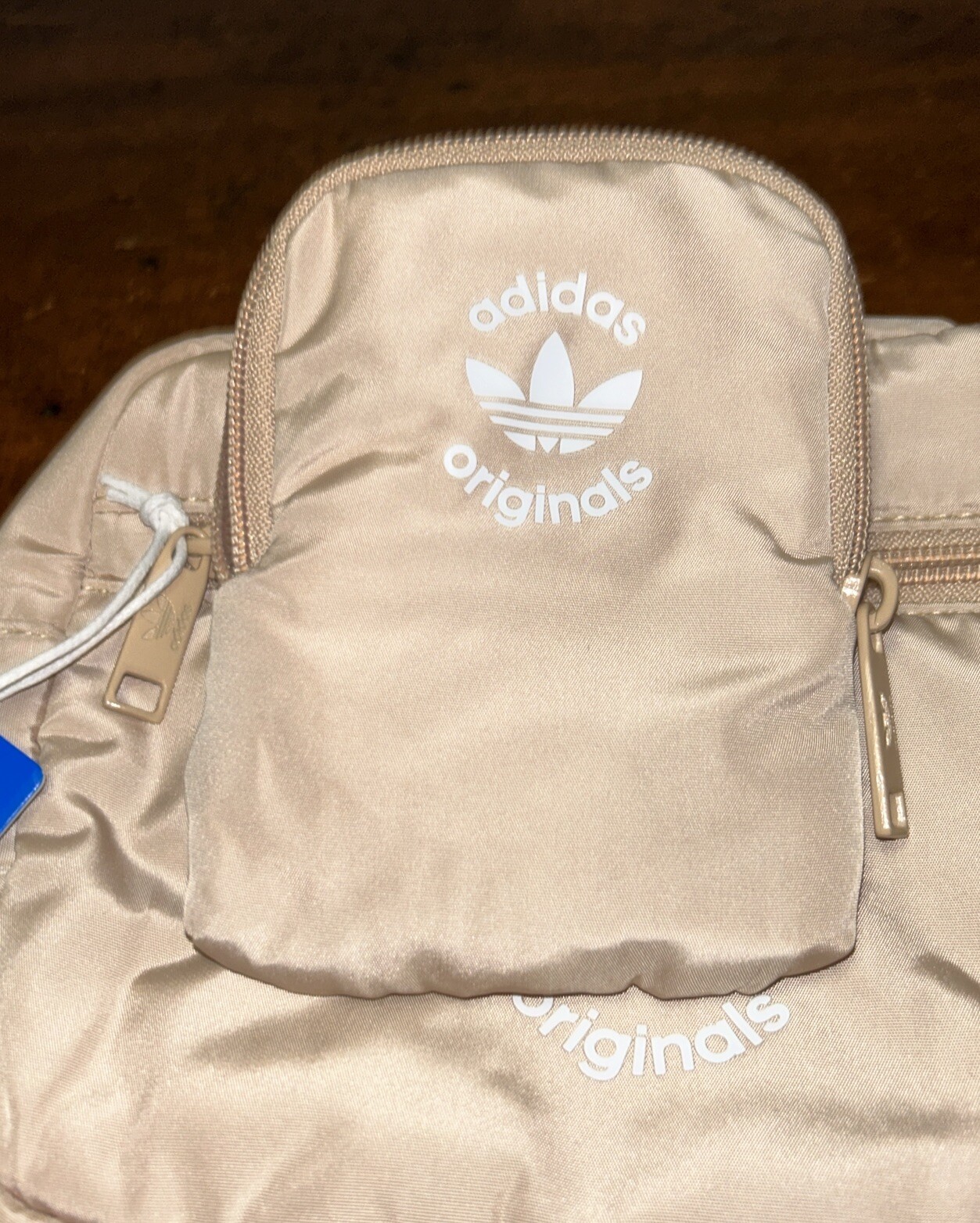 Adidas Original Puffer Pouch Magic Beige White Crossbody Fanny Hip Pack