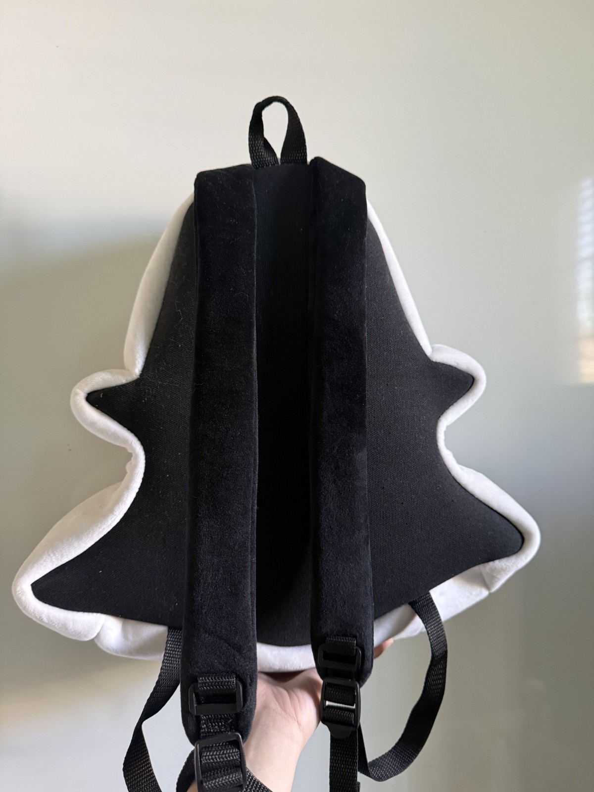 SNAPCHAT GHOSTFACE CHILLAH Official Plush Backpack Soft White 14″ x 5″ x 9″