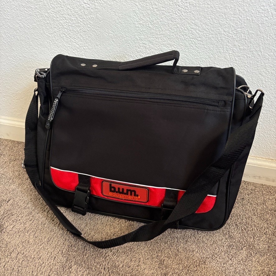 Vintage B.U.M. Equipment Black Red Expandable Laptop Messenger Briefcase Bag