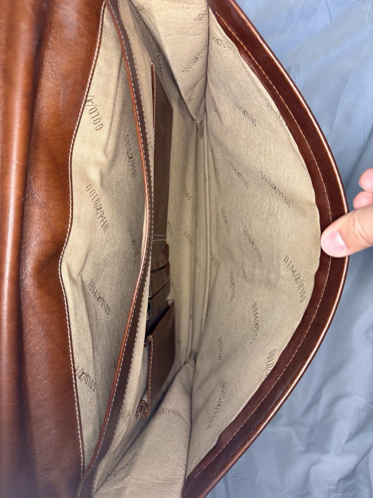 Gold Pfeil Men’s Brown Briefcase/Document Case Top Handle Lock Inner Pockets