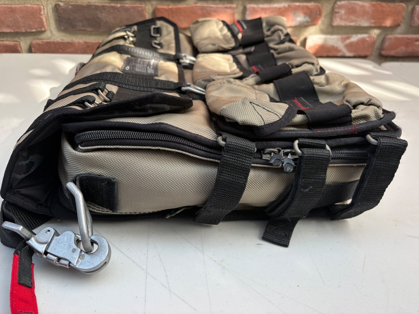 OAKLEY TACTICAL FIELD GEAR Laptop Bag Briefcase Messenger 20-S1242-B