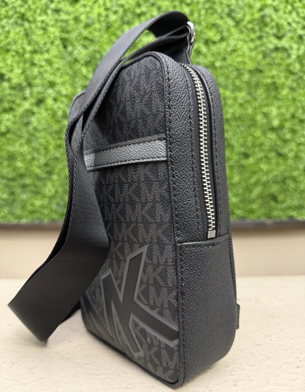 Michael Kors Cooper Medium Signature Logo Crossbody Sling Pack Gunmetal Black