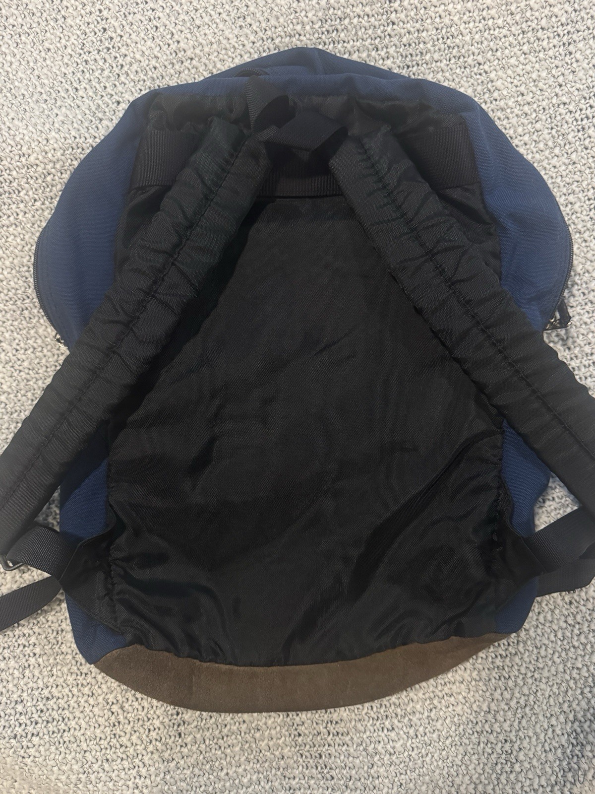 Vintage 1990s NIKE Navy Blue Backpack Swoosh Logo Nylon Suede Leather Bottom