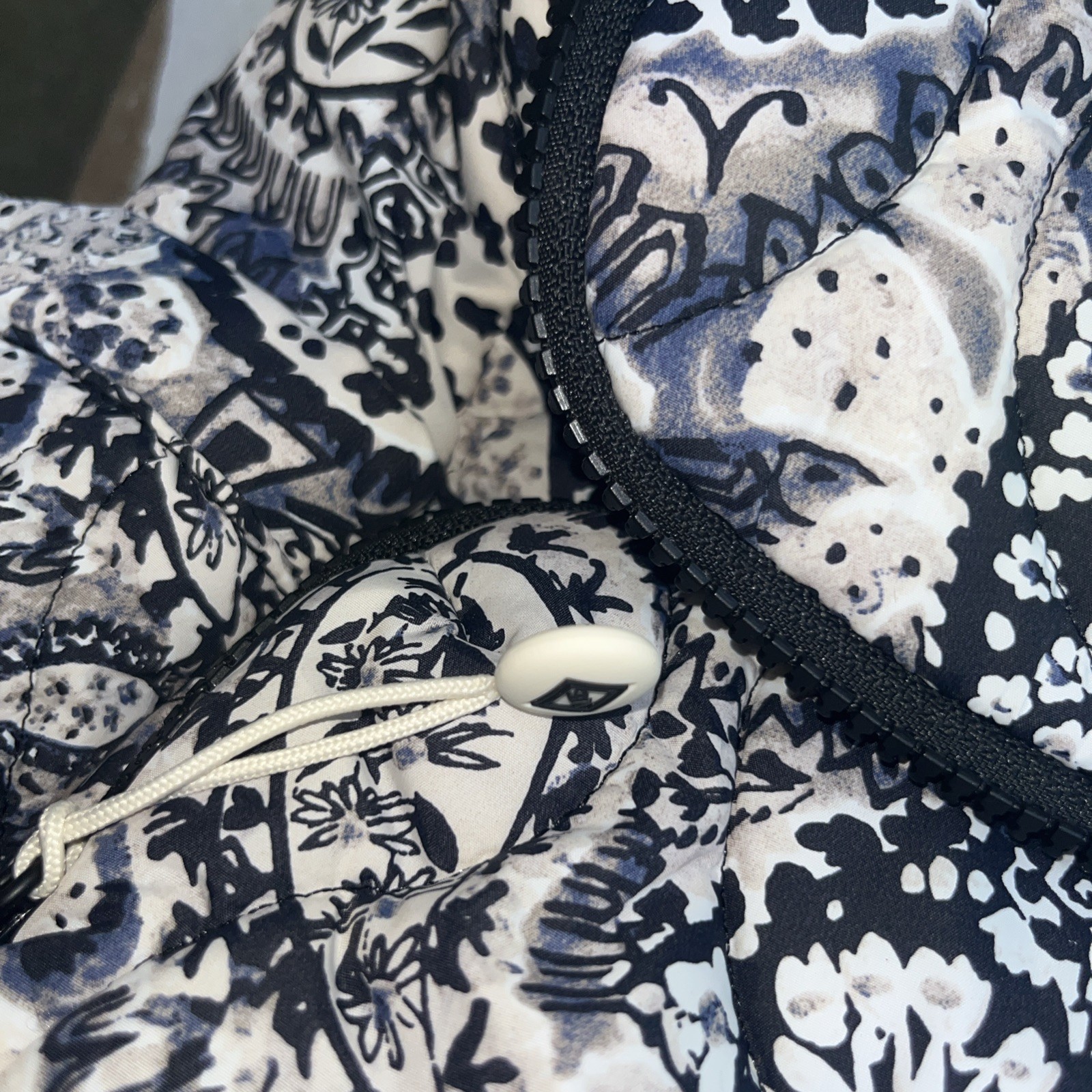 Vera Bradley Featherweight Commuter Backpack Travel Bag, Stratford Paisley