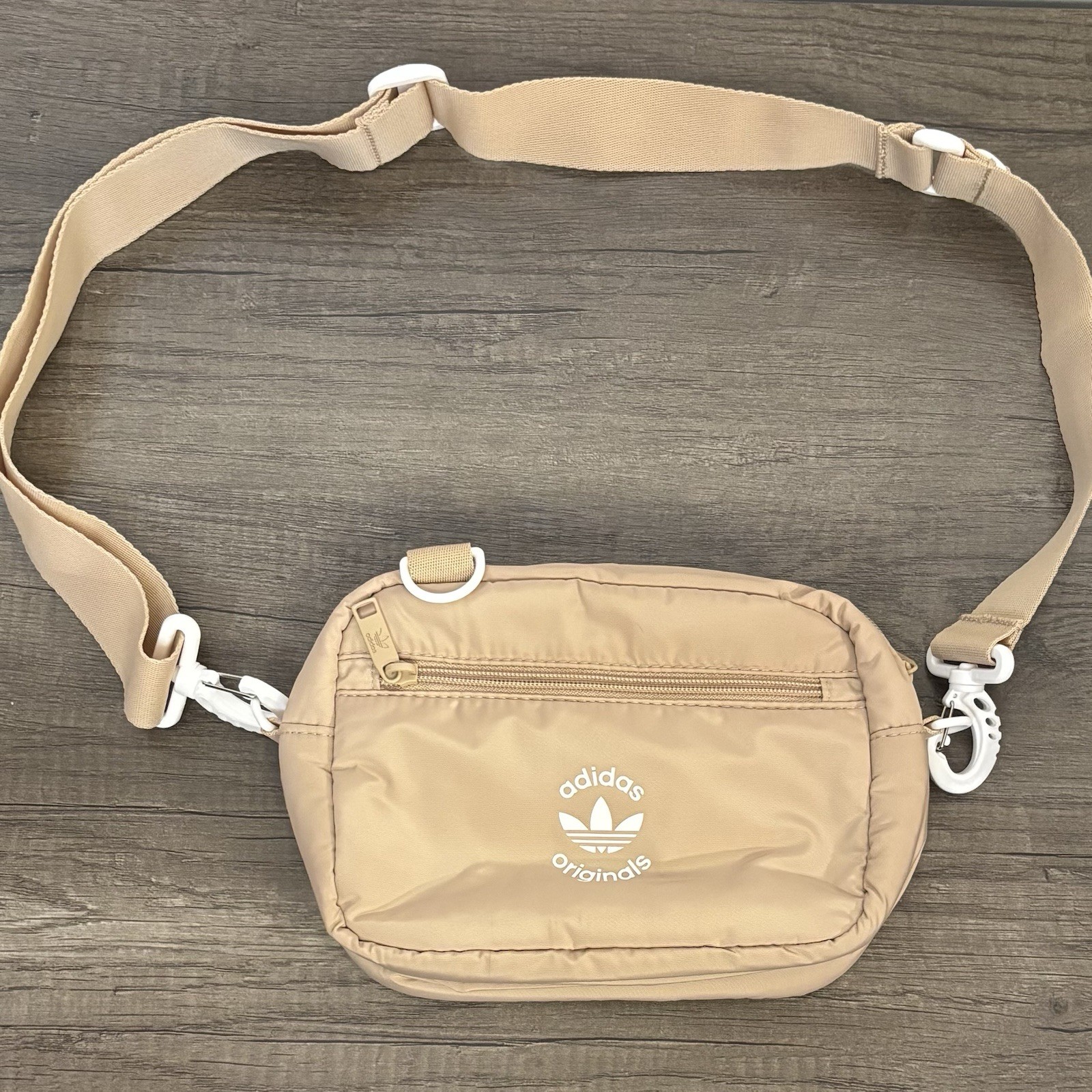 Adidas Original Puffer Pouch Magic Beige White Crossbody Fanny Hip Pack