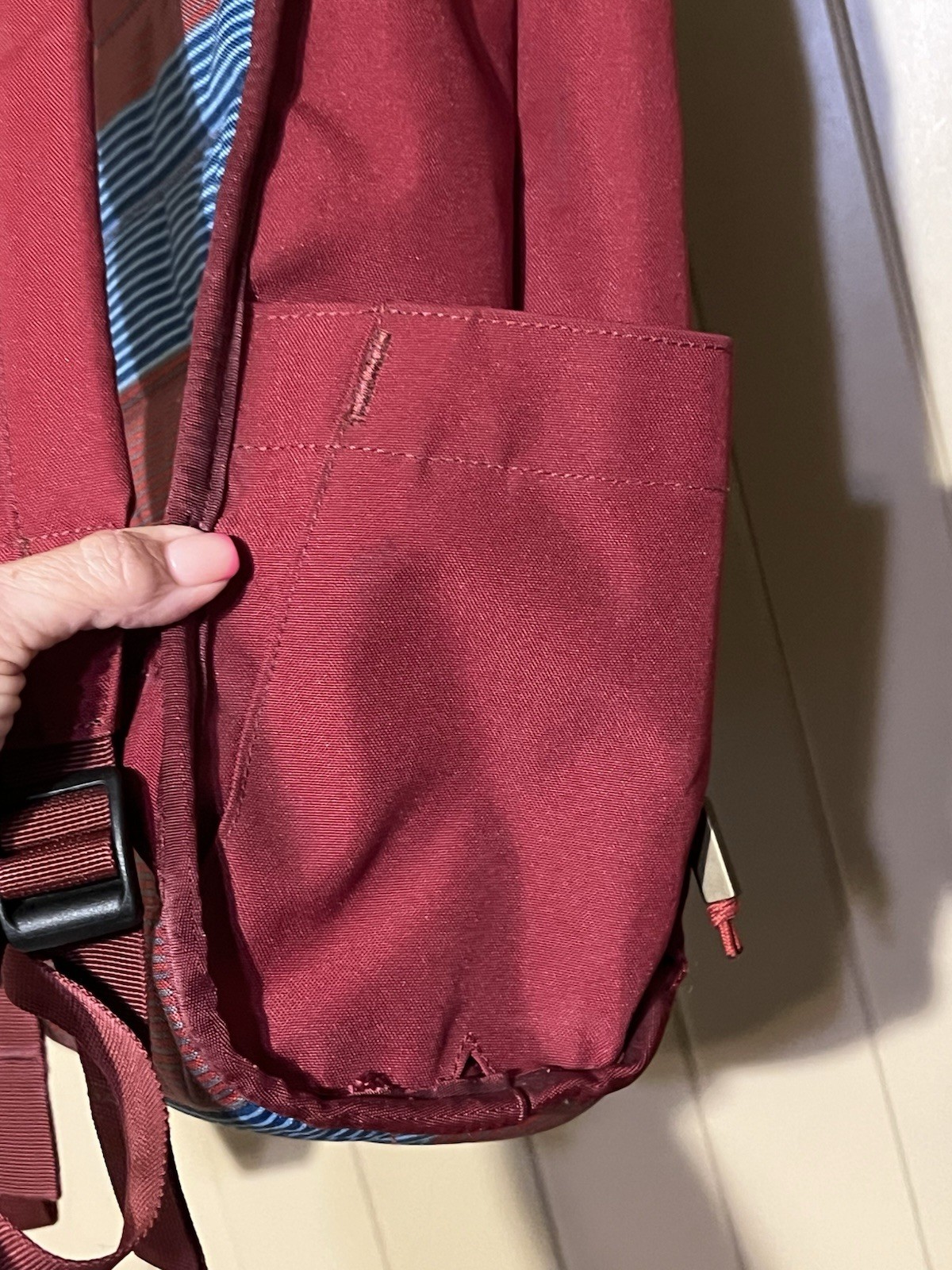 OGIO RUCK 20” Back bag laptop bag Red, Blue, white, , Very Good Condition Rare