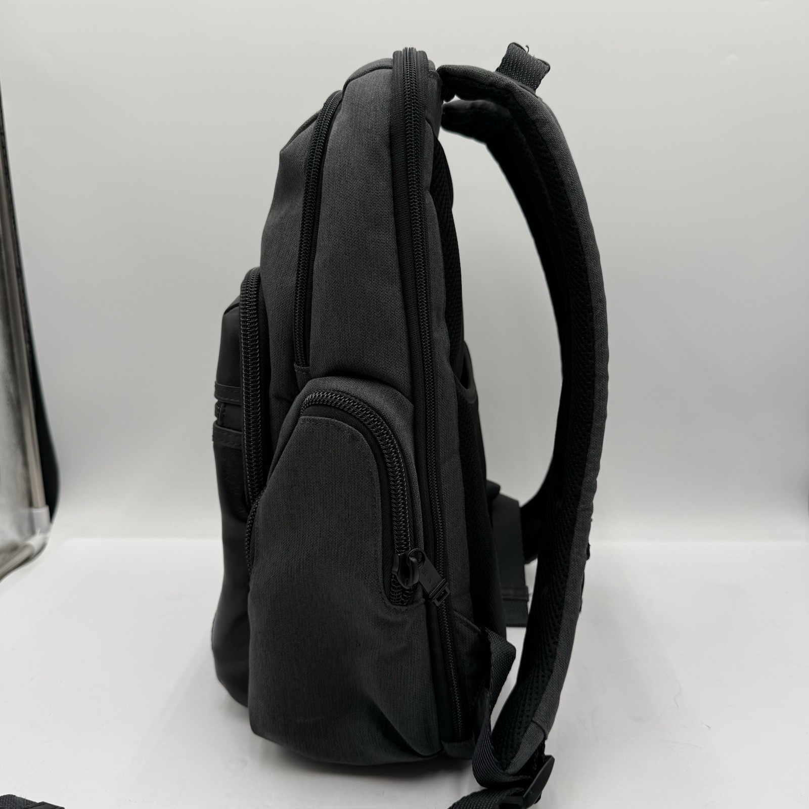 E1 TUMI Alpha Bravo Black Leather “Nellis” Backpack – Excellent Never Used