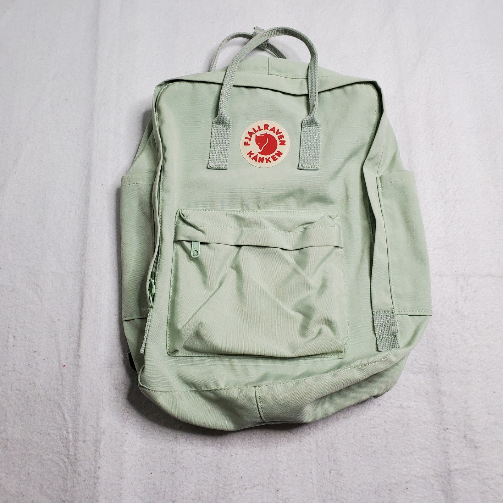 Fjallraven Unisex Kanken Laptop 15″ Backpack Mint Green Classic 23510 OS