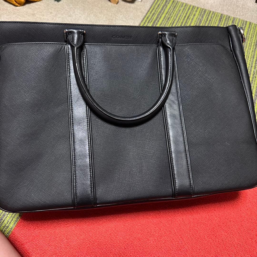 Import duty included for US buyers Coach Leather Business Bag Black 10cm Width