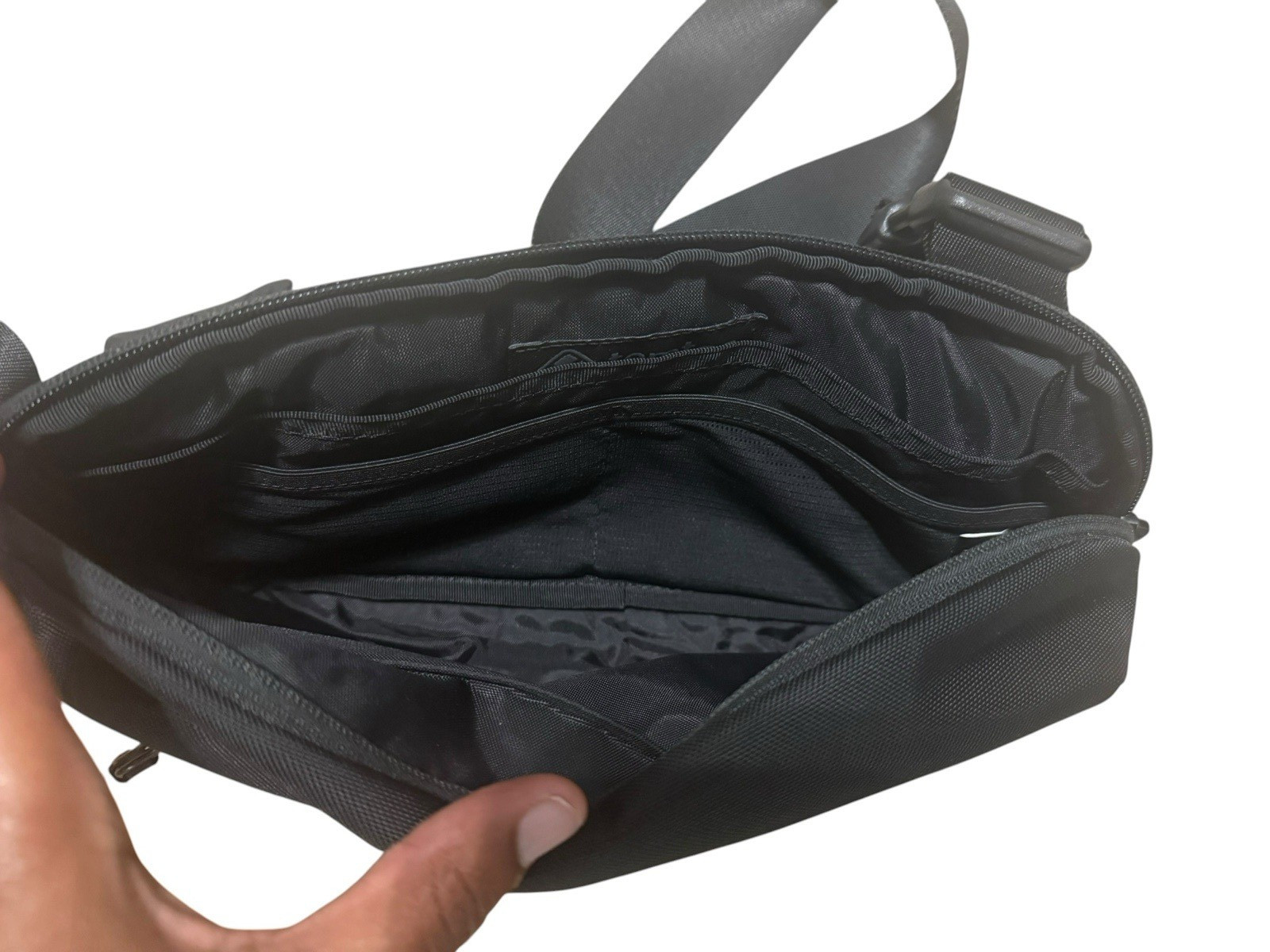 Tomtoc Explorer T-21 S Sling Bag 3L Compact EDC Minimalist Crossbody