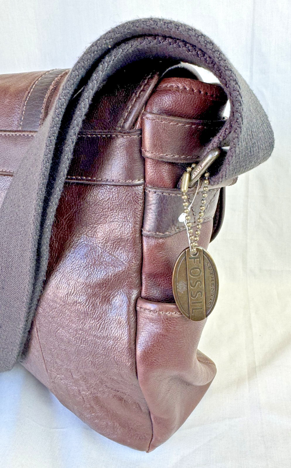 Fossil Estate Brown Leather Messenger/Shoulder/Laptop Bag – EXCELLENT CONDITION!