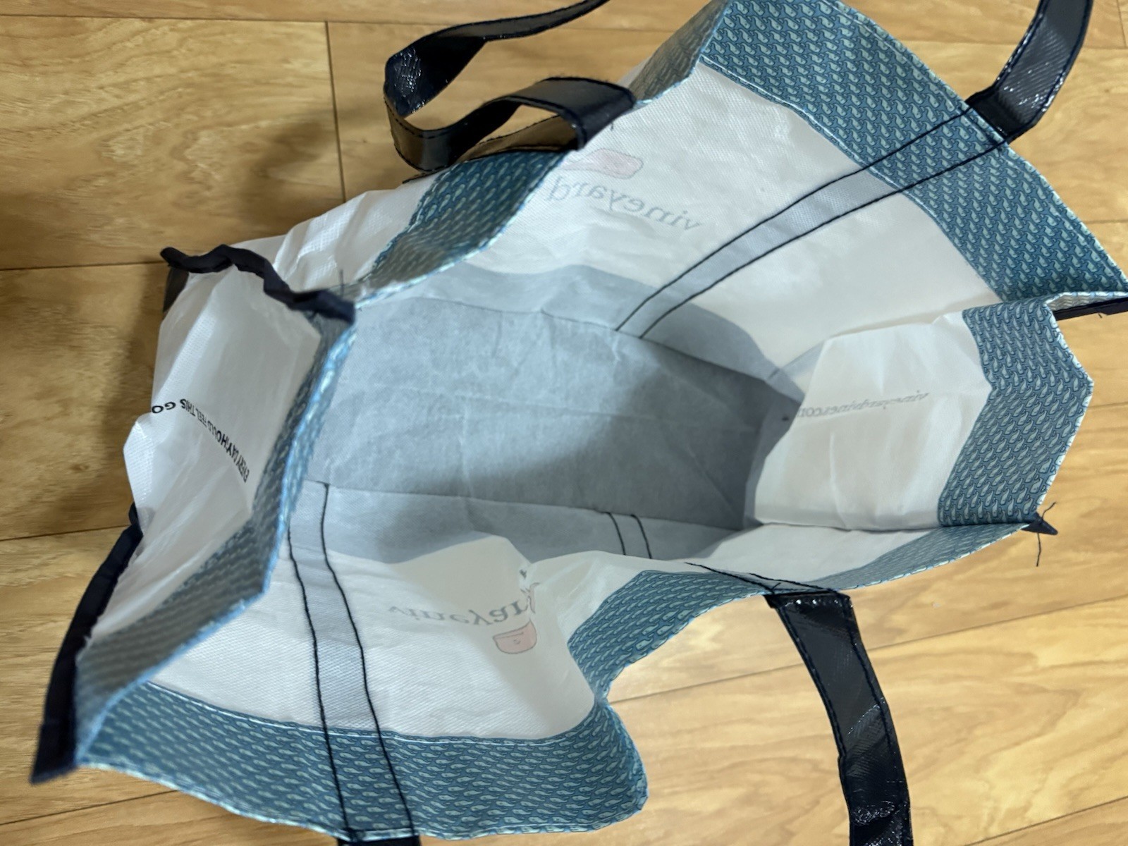 Vineyard Vines Shopping Bag / Tote