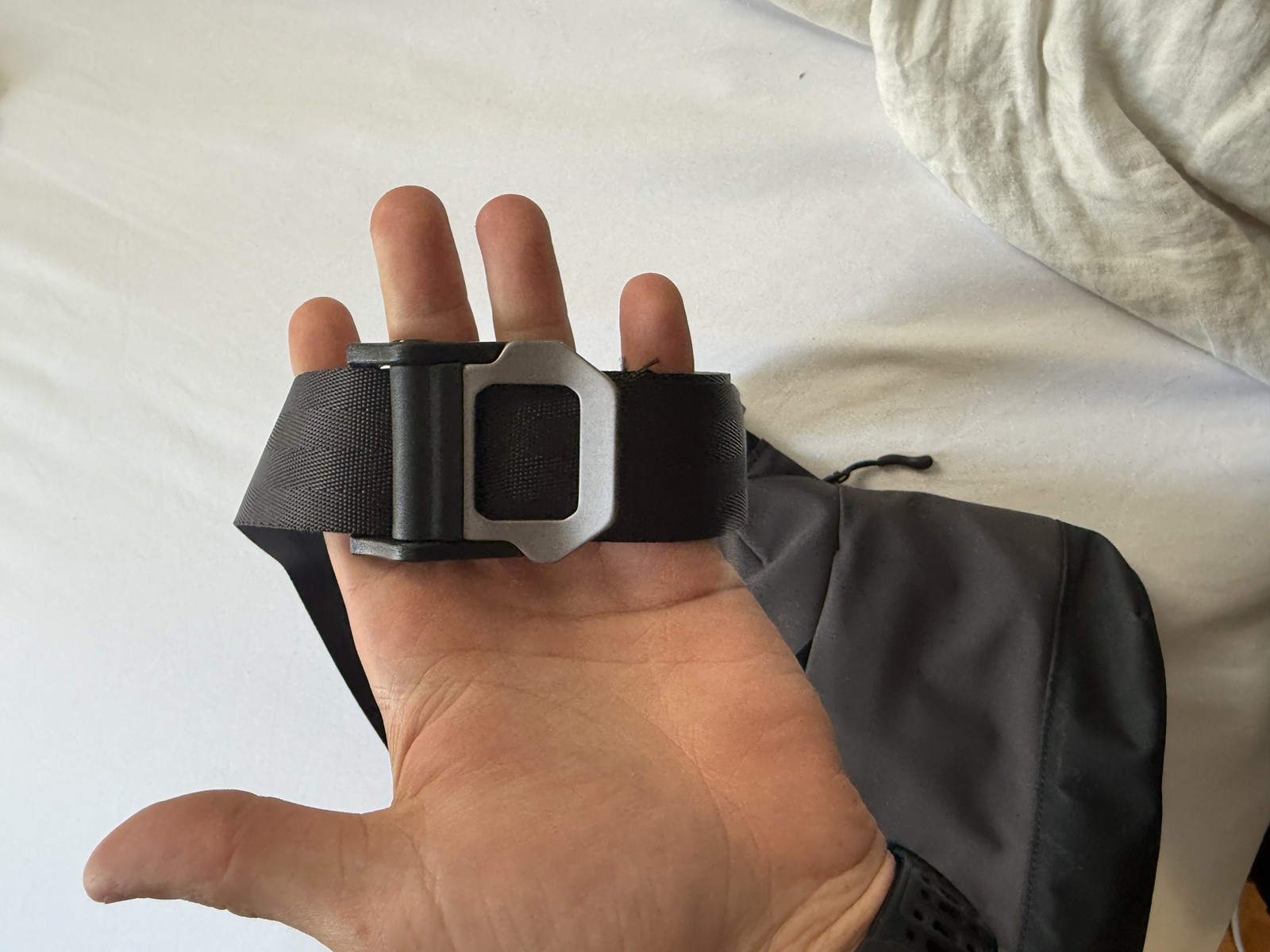 SlimFold Sling Pack Minimalist Everyday Carry Bag 5.5L Charcoal