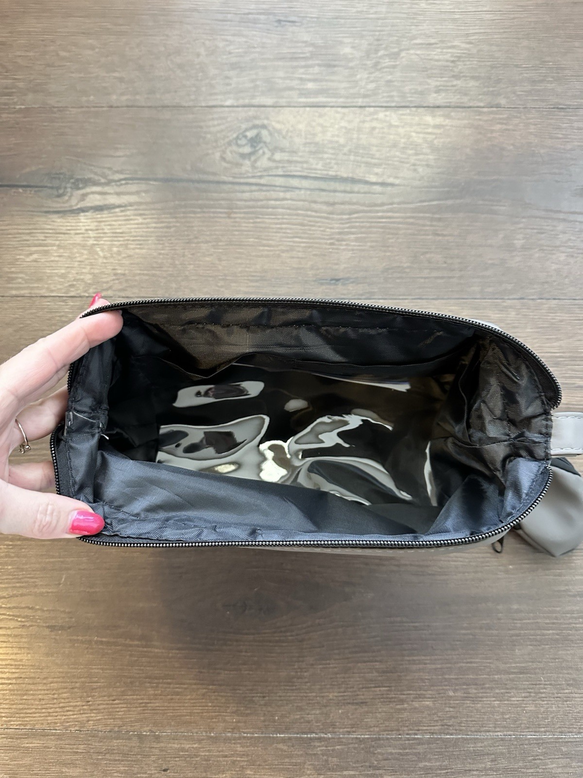 Byrd Dopp Toiletries Bag Gray Yellow Palm Tree Germany Travel Hair