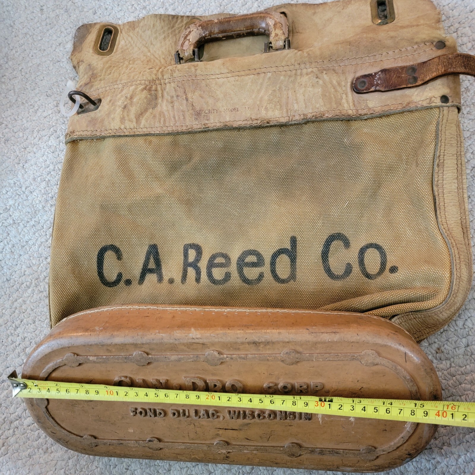 CA Reed Corp Leather Canvas Courier Messenger Bag Fond Du Lac Wisconsin RARE HTF