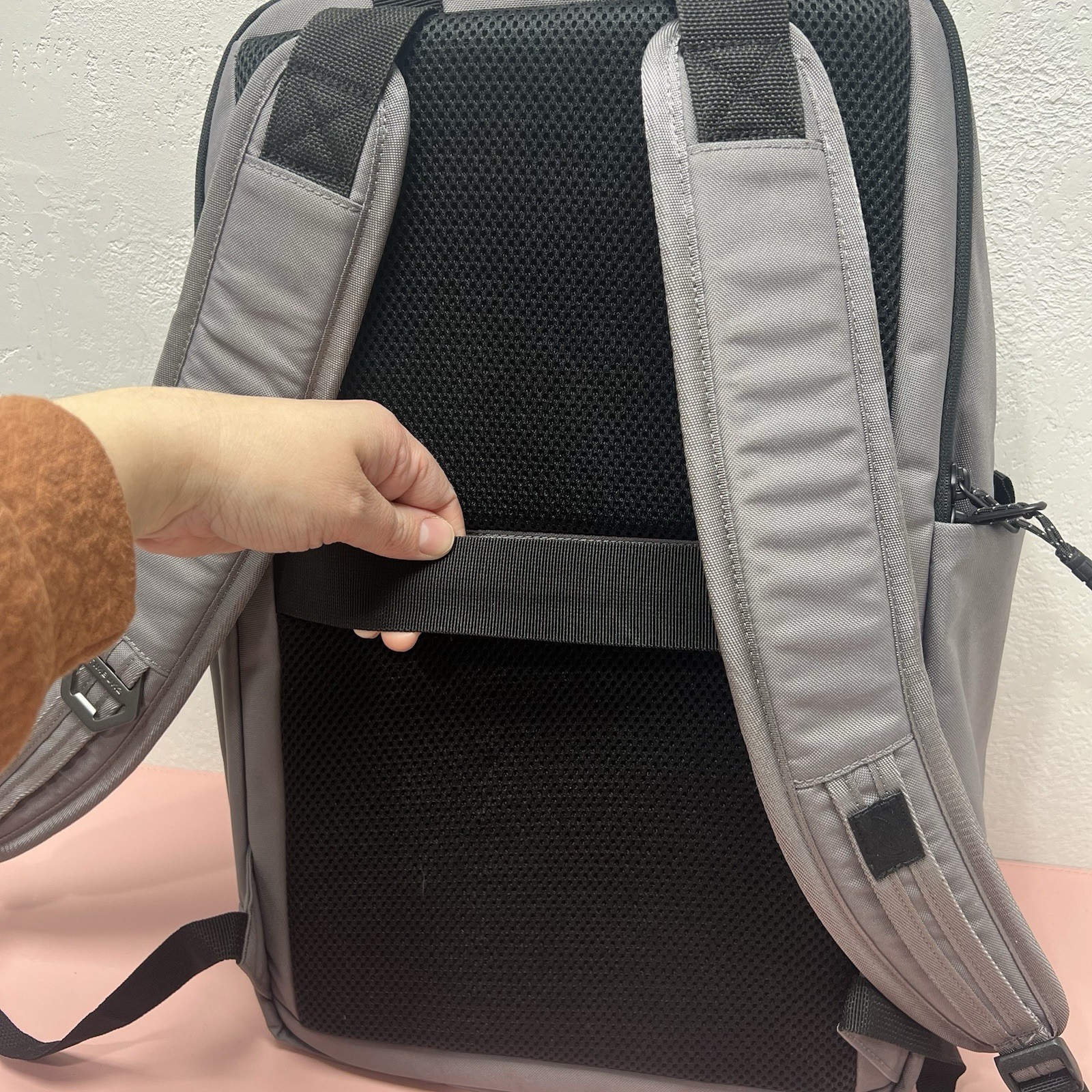 Timbuk2 Q Laptop Backpack Light Grey Logo Embroidered Travel Work Commute