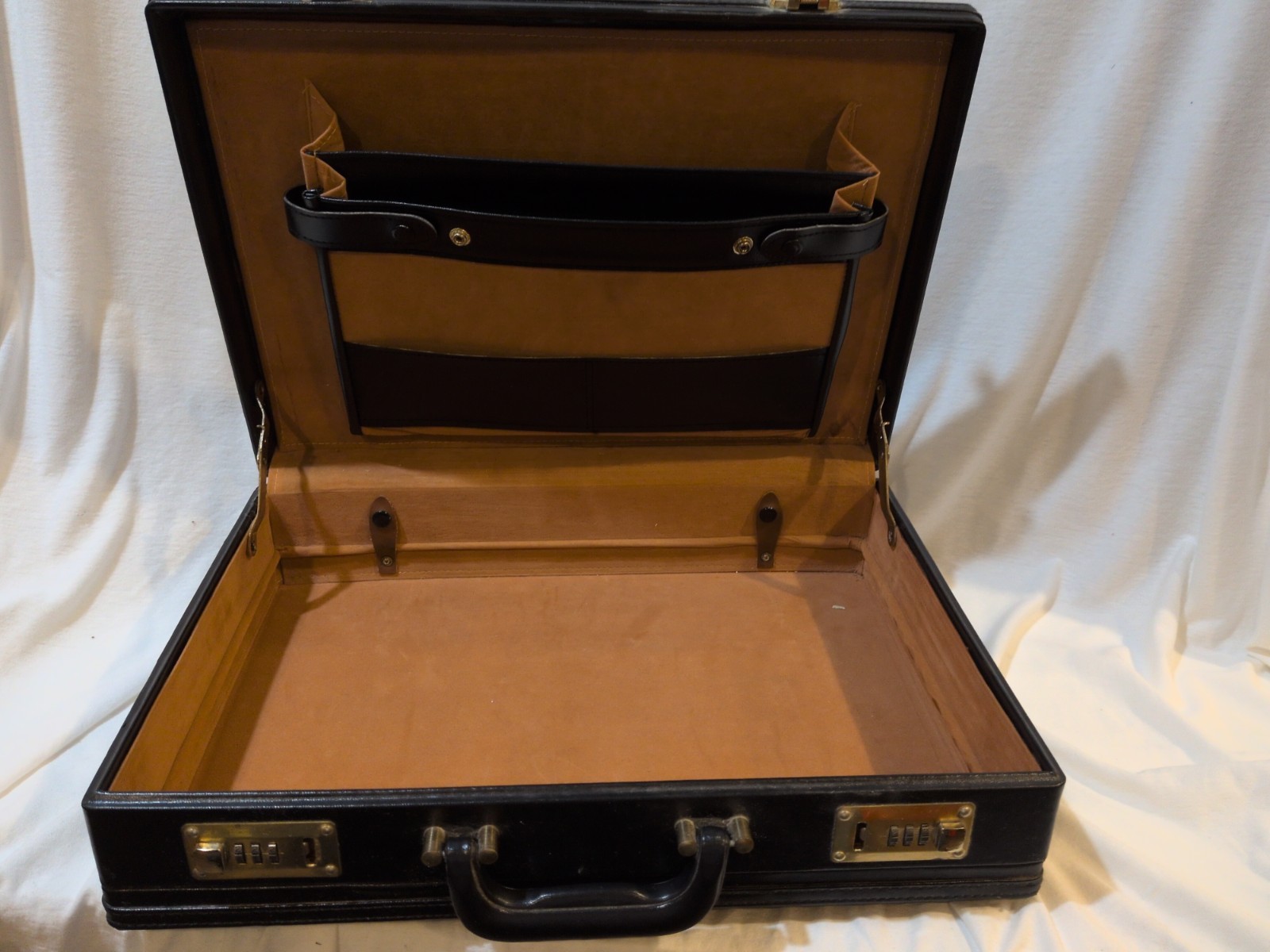 Briefcase Black Leather Brass Combination Lock Latches Attache Laptop
