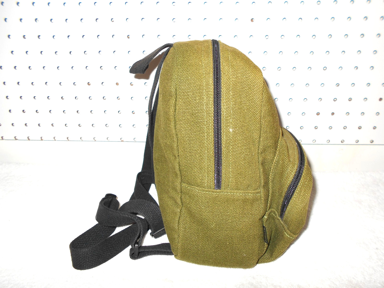 HEMPMANIA DARK OLIVE GREEN CANVAS SHELL 10X8X3.5 SMALL BACKPACK