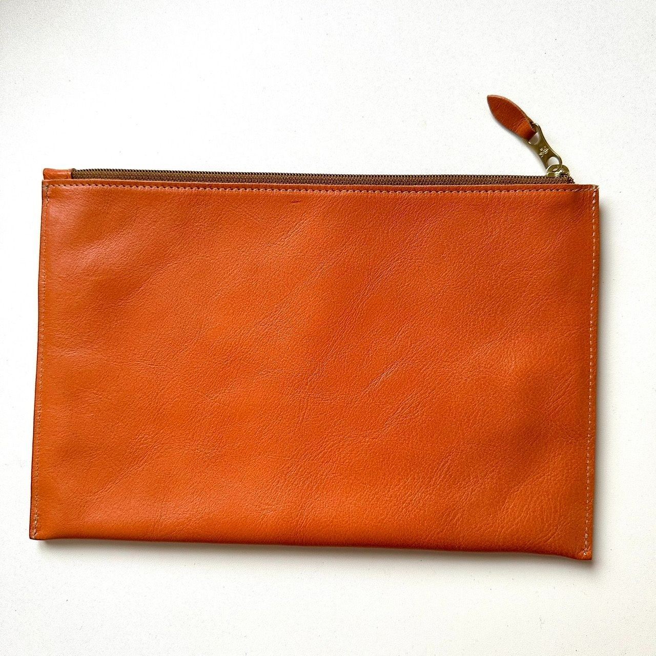 L BISONTE Zip Pouch Authentic Luxury Handbag 16×24cm brown leather W/Dustbag