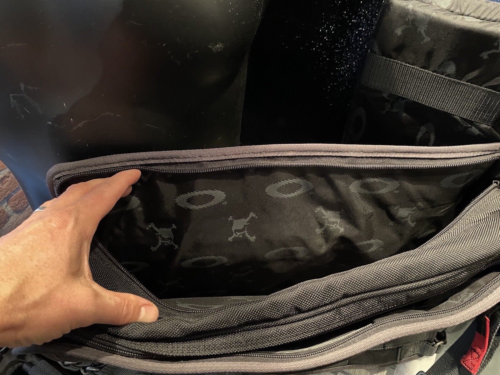 Oakley SI Messenger Bag