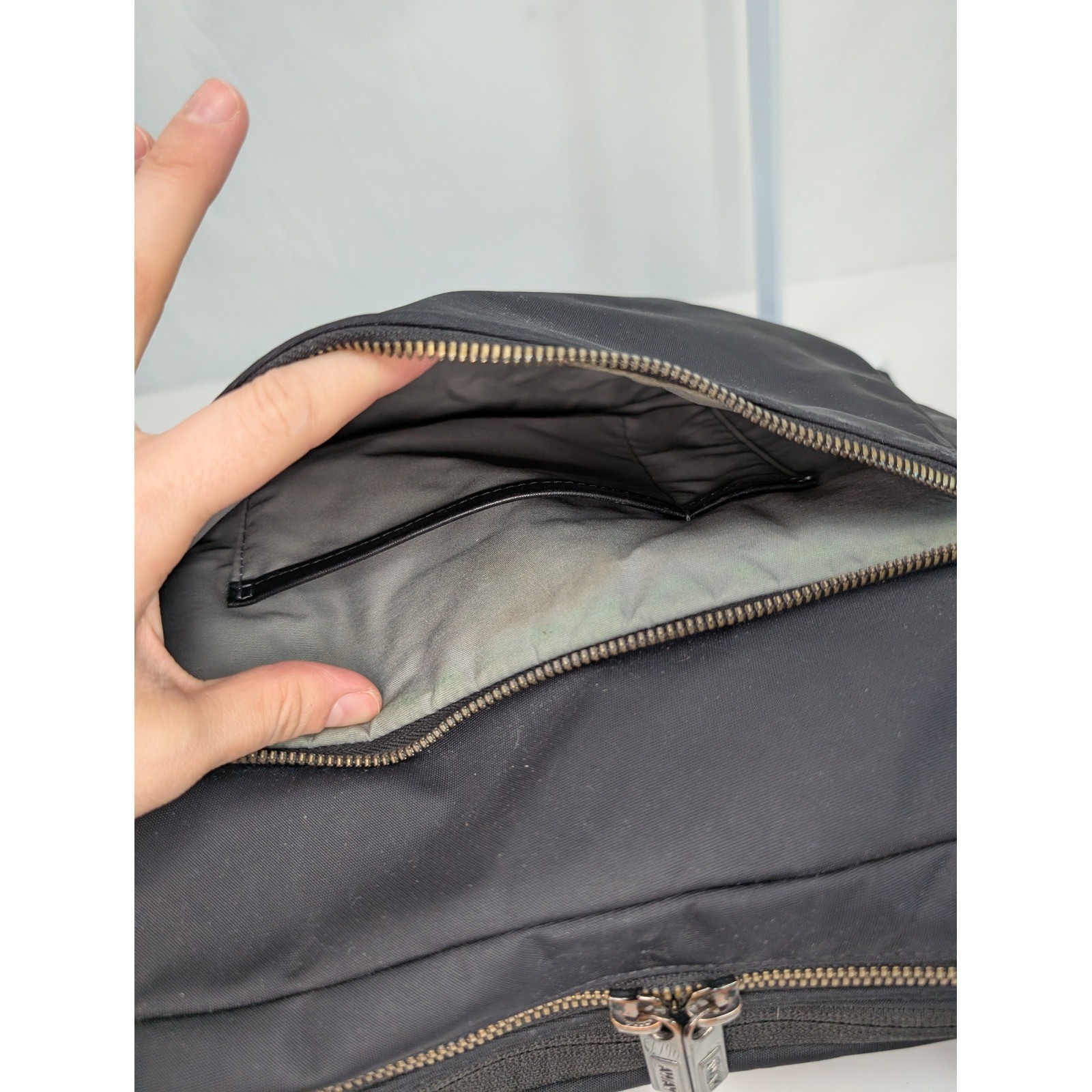 Away Travel Messenger Bag Black Nylon Crossbody Tech Laptop Bag Minimalist