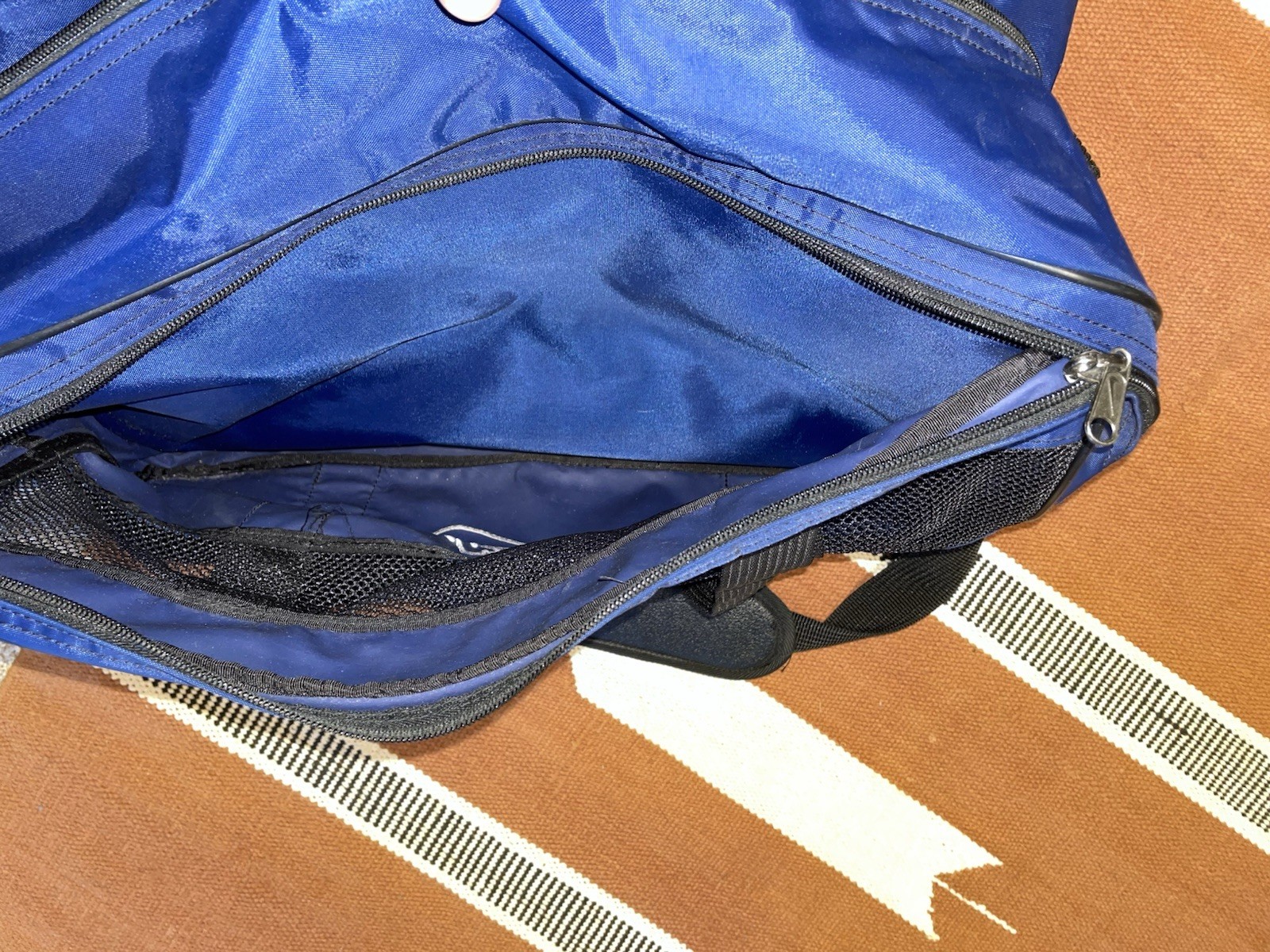 Nike Gym Duffel Bag Vintage 80s 90s Blue White Large Vermont Soccer League