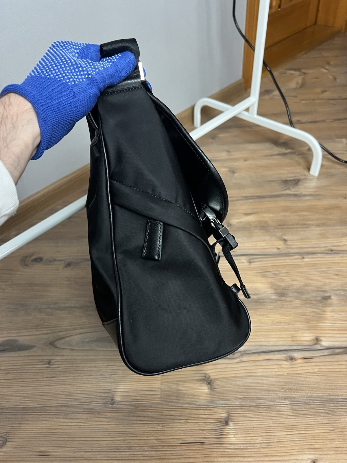 MINT! Prada Triangle Logo Re-Nylon Saffiano Crossbody Bag Black 2VD052 144351512