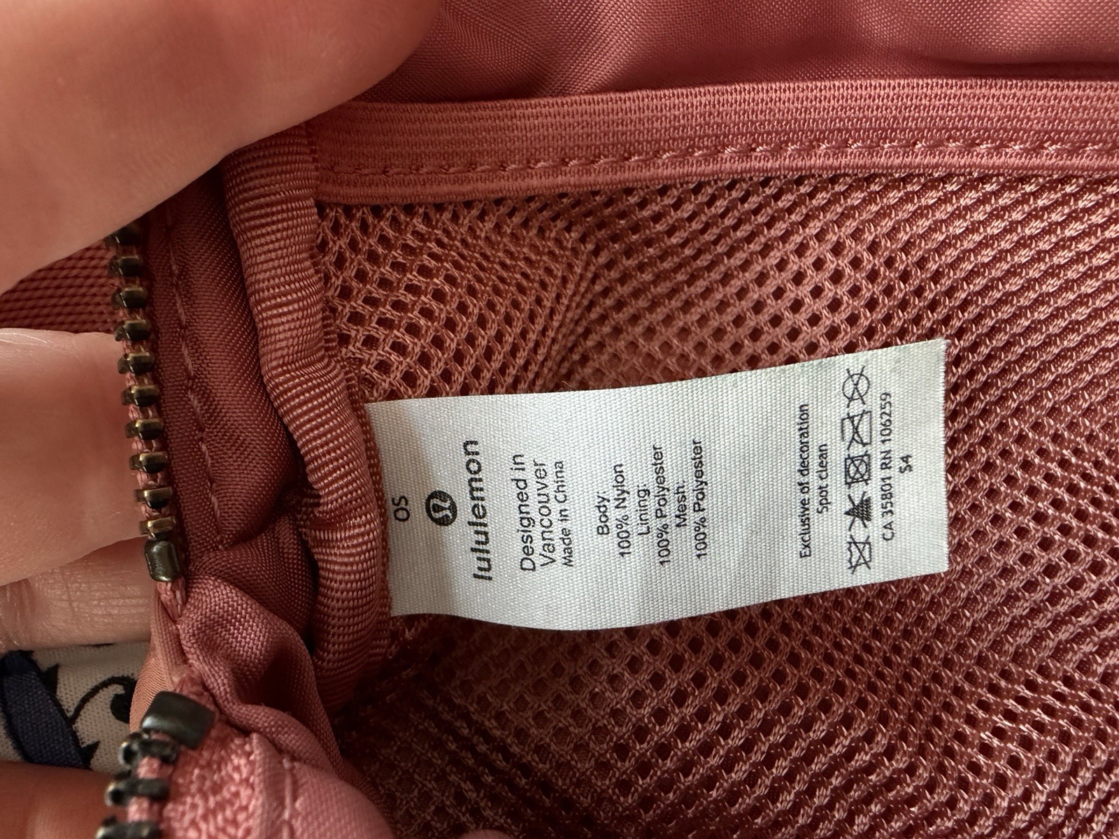 lululemon Pink Crossbody Bag Zip Closure Adjustable Strap Casual Travel