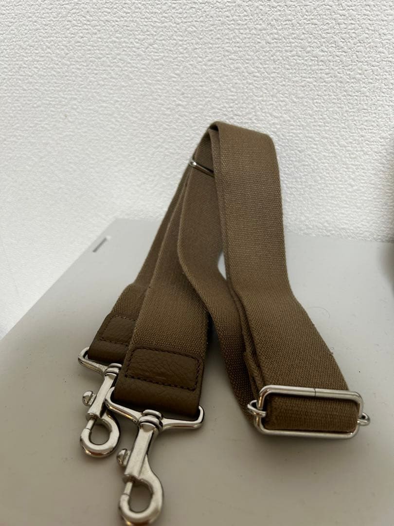 Pelle Morvida Business Bag Gray Beige Leather Near Mint with Tag