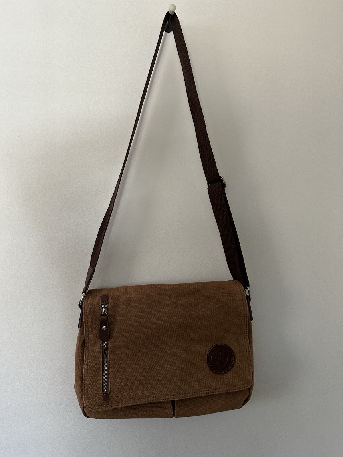 AUGUR STRAUSS & CO Brown CANVAS TAN LEATHER CROSS BODY Unisex