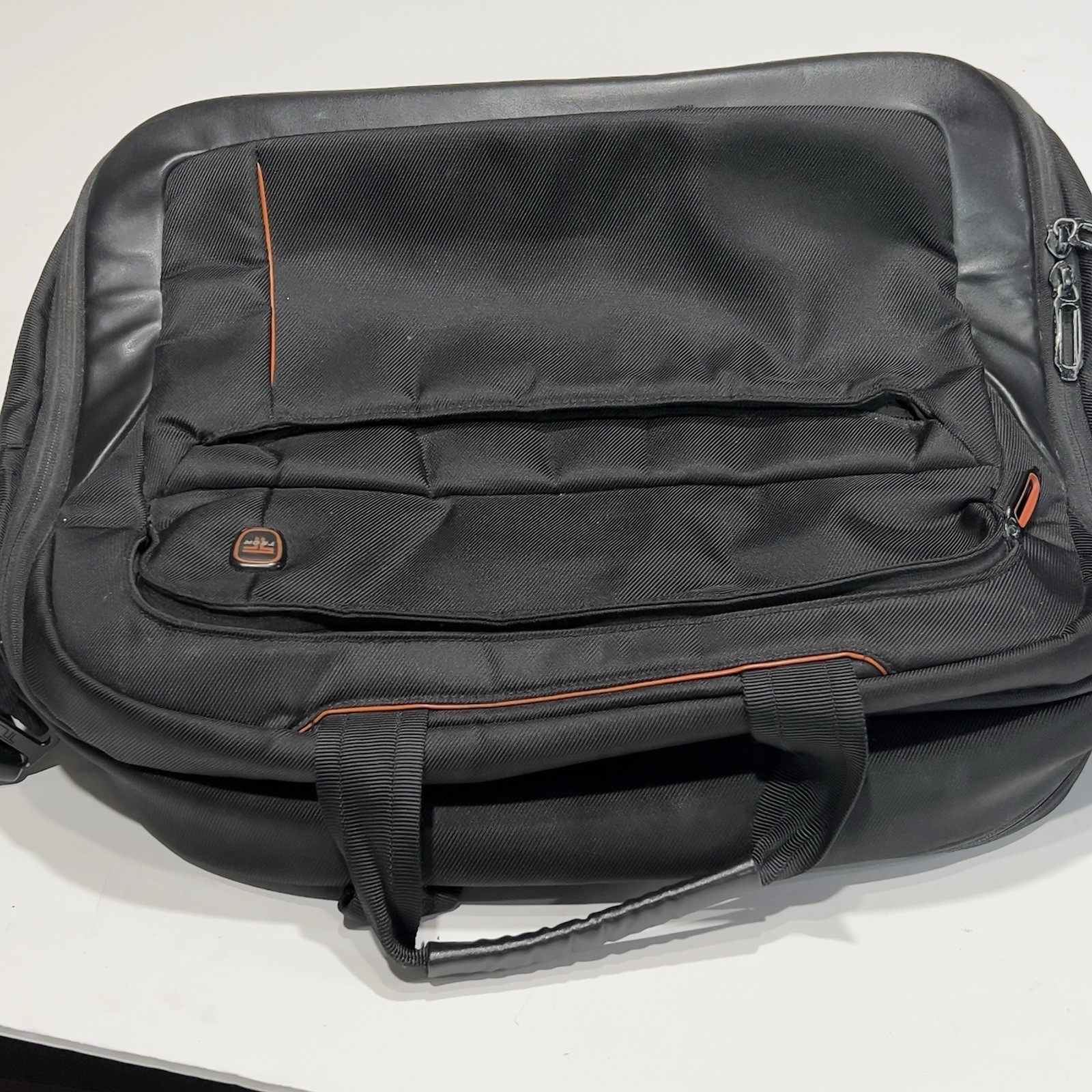 Tumi T-Tech Ballistic Nylon Expandable Messenger Bag Laptop Briefcase Black