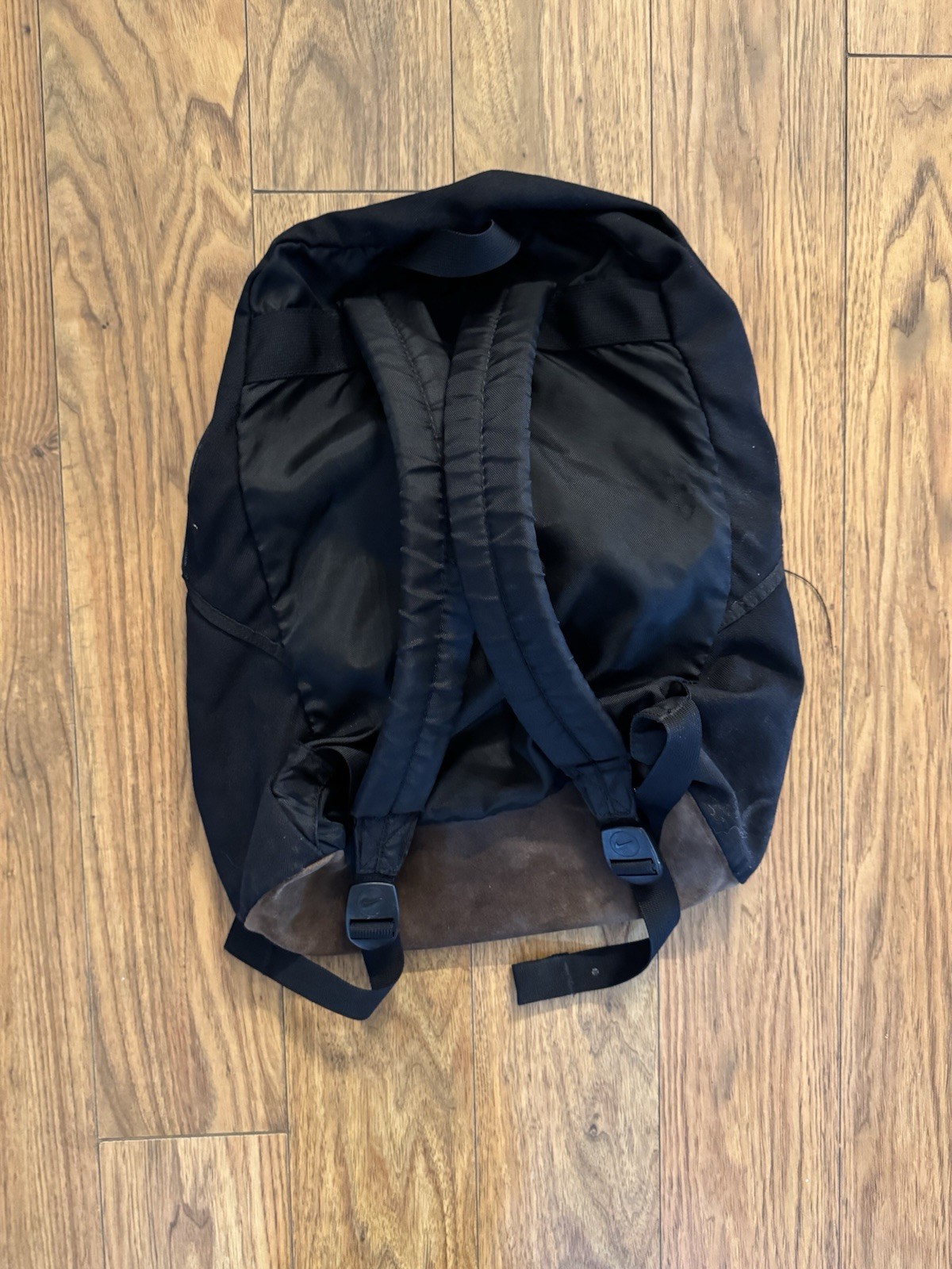 Nike Vintage Backpack Black/Brown Suede, Center Swoosh, 90s Sportswear Retro