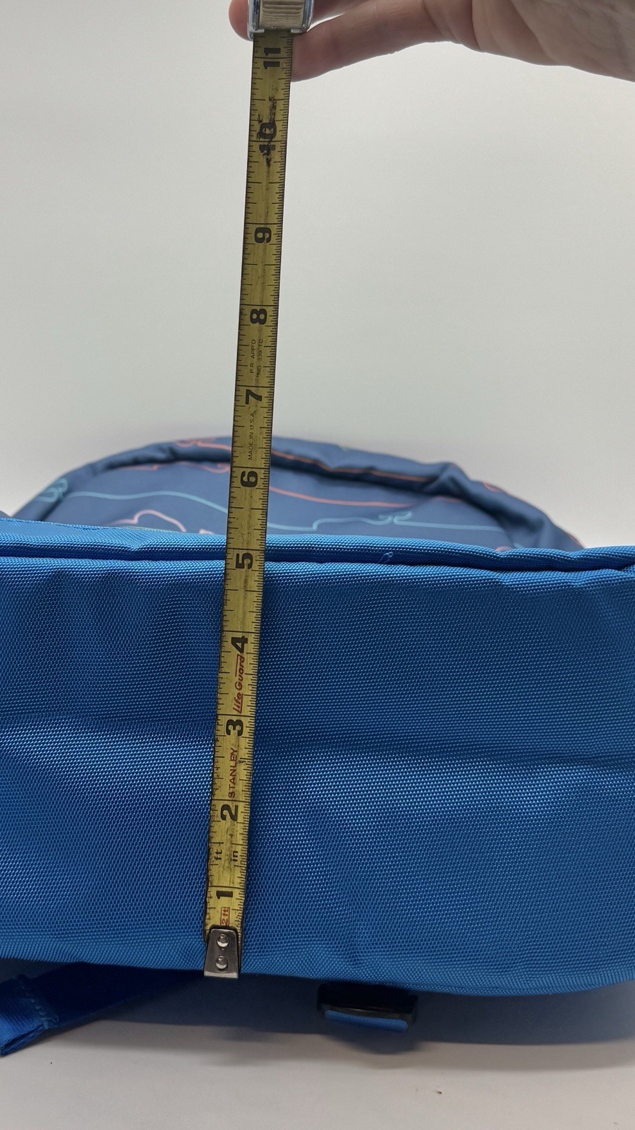 Vineyard Vines Backpack Blue Multicolor Whale Logo Padded Laptop School Book Bag