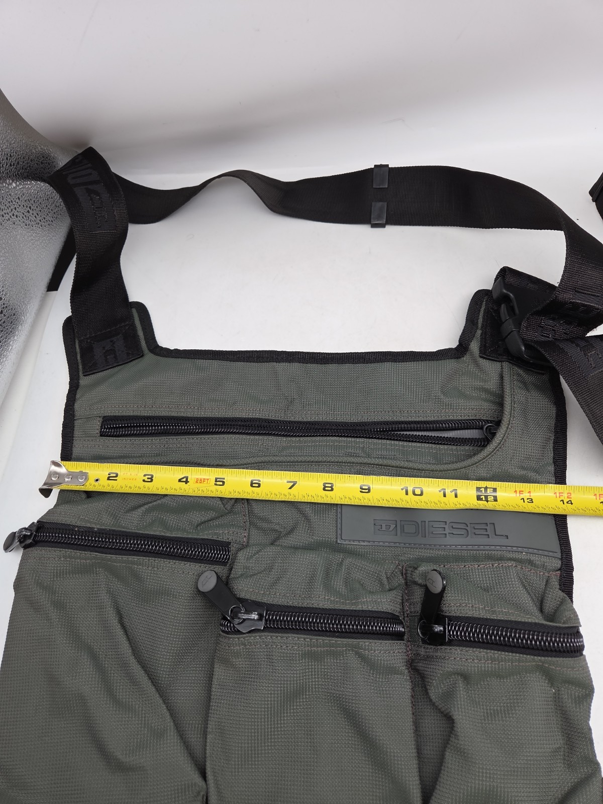 VTG Y2K Diesel Utility Messenger Bag Olive Green Multi Pocket Crossbody Zipper