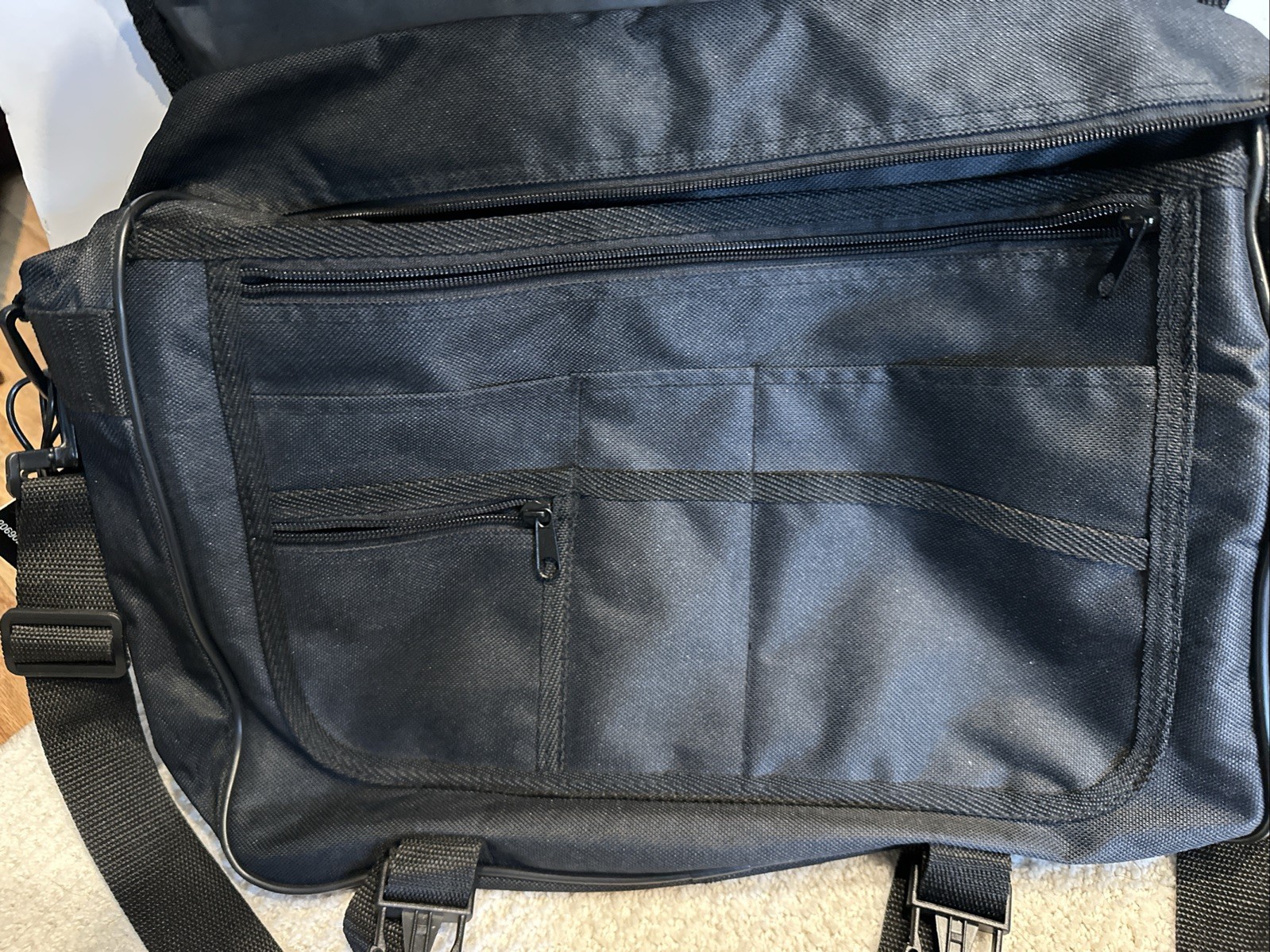 Men’s Black Lightweight Shoulder Strap Travel Bag Multi-pockets Expandable