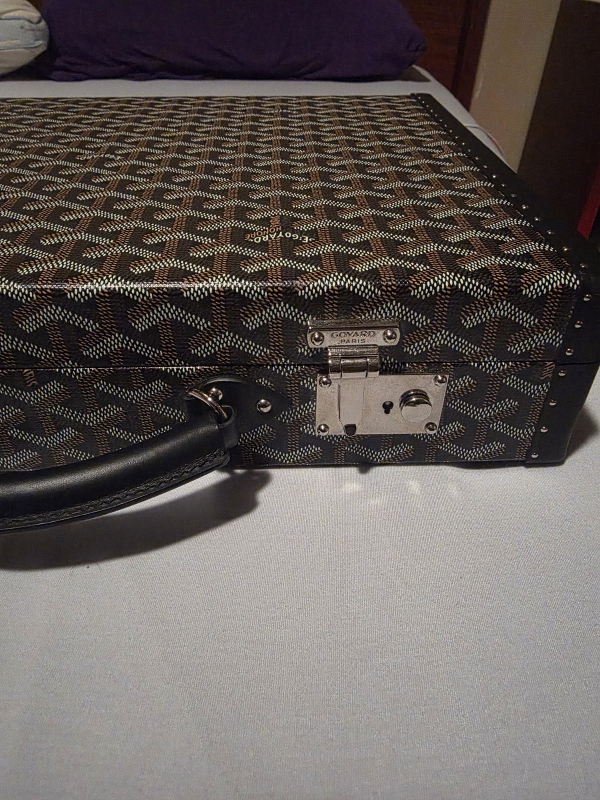 Goyard Manoir PM Document Case. Authentic Hard Briefcase. Excellent Condition