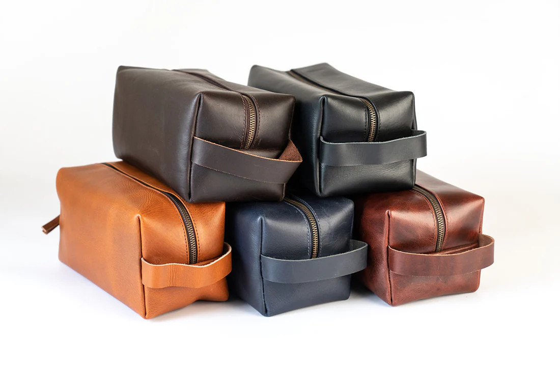 Vellaire Personalized Leather Toiletry Bag, Handmade Genuine Leather, Gift Bag
