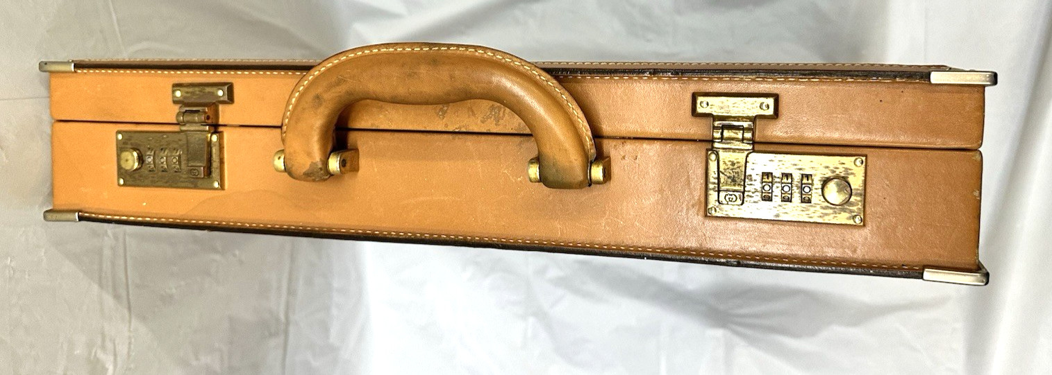 VINTAGE LEATHER GUCCI BRIEFCASE ATTACHE RARE HARD SIDED