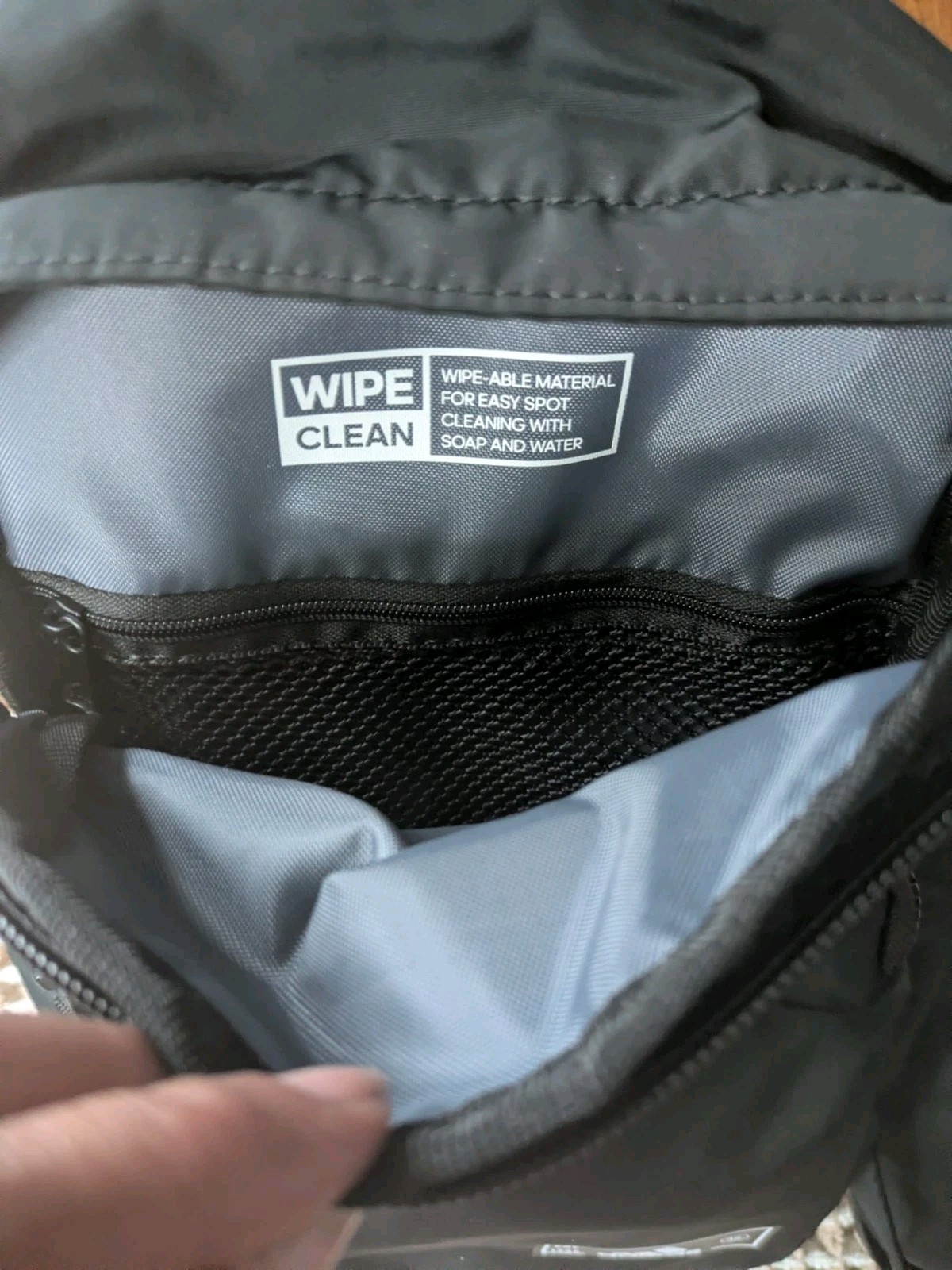 ADIDAS ESSENTIAL 2 SLING CROSSBODY BAG Unisex