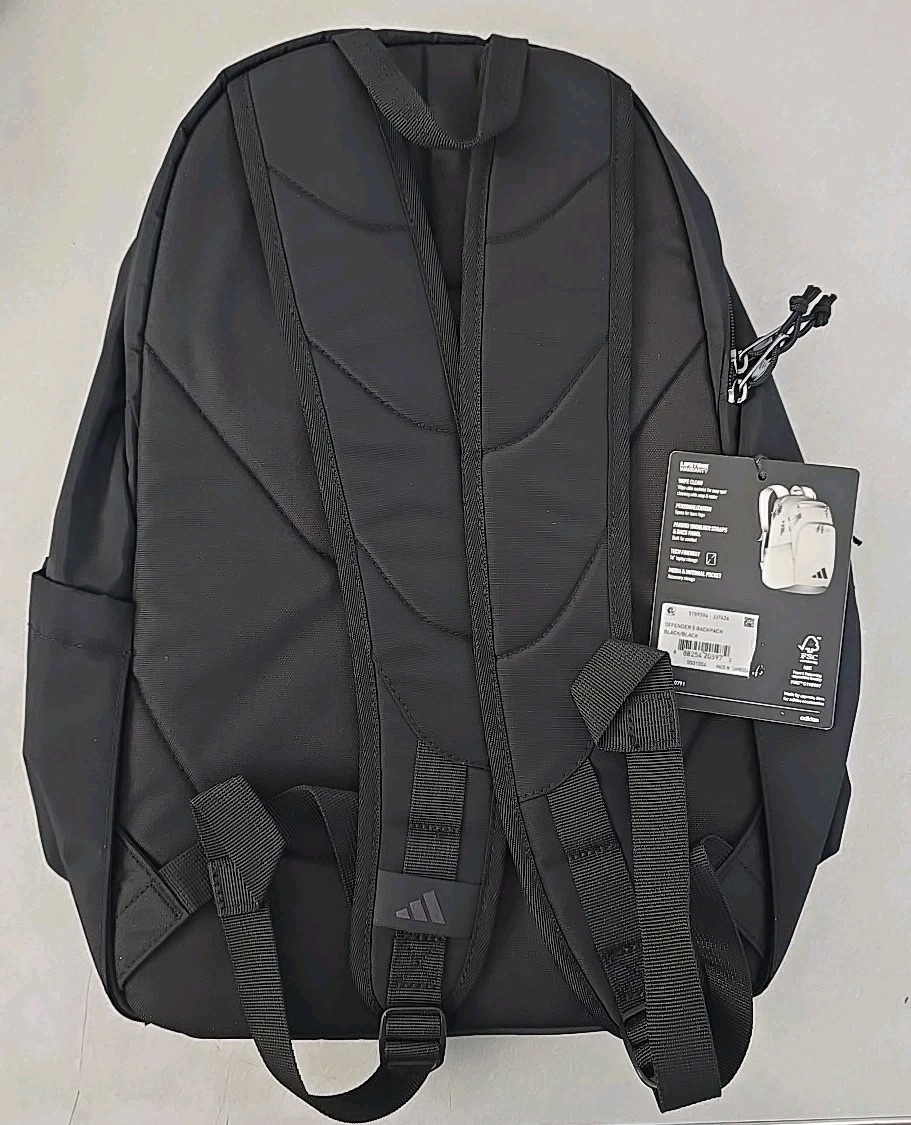 Backpack Sports Defender 5 33L Athletic Gym Laptop Travel Bag Team durable large